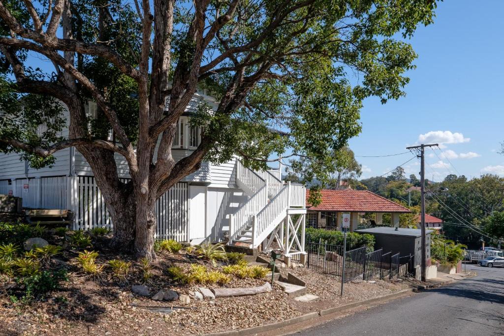 Toowong House | Central Cottage