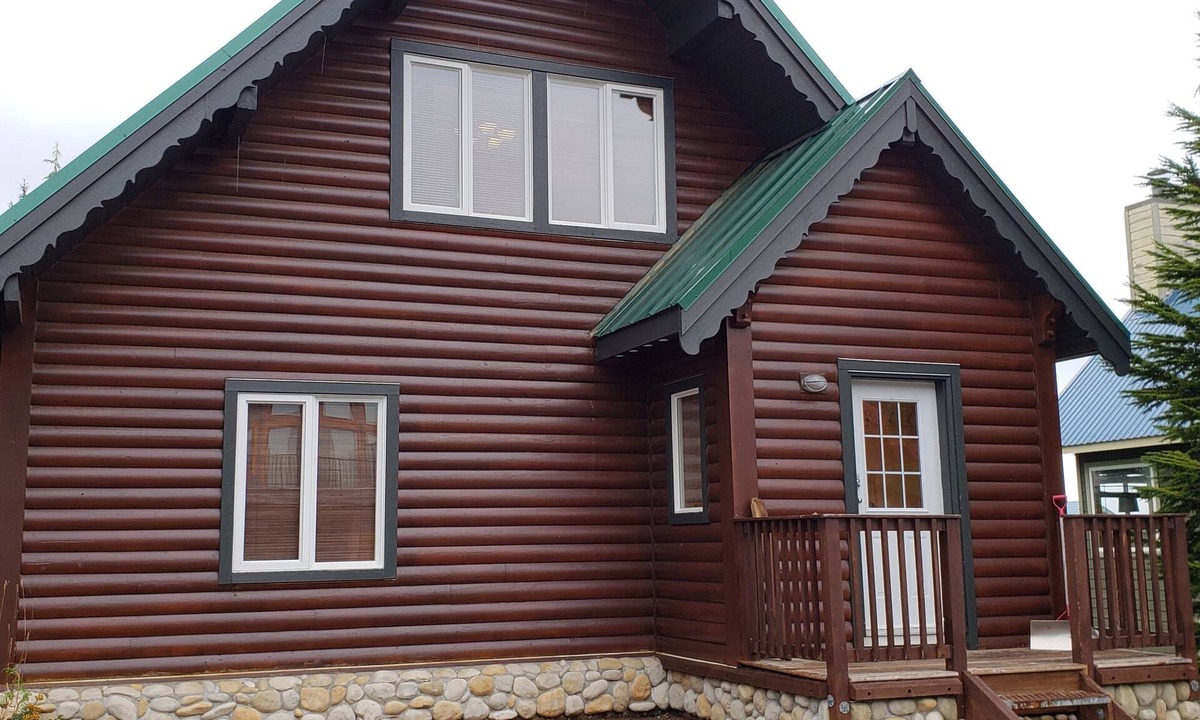 Courtenay Ski Chalet | Chalet SterBo Mount Washington - Hot Tub, Ski-in/out