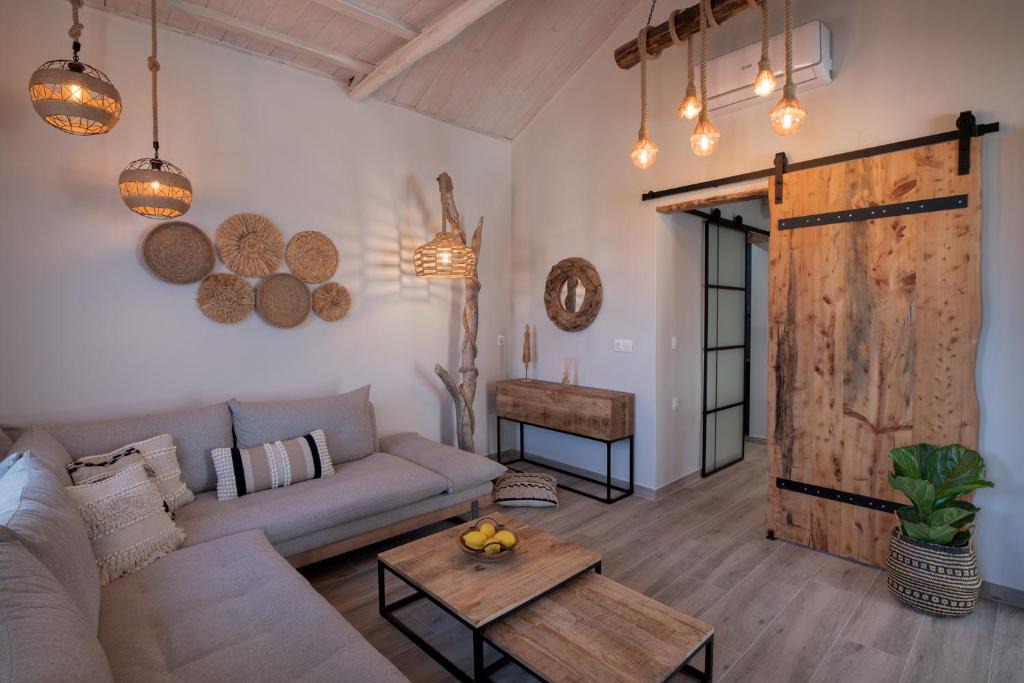 Alonnisos Old Town House | Chora Suite