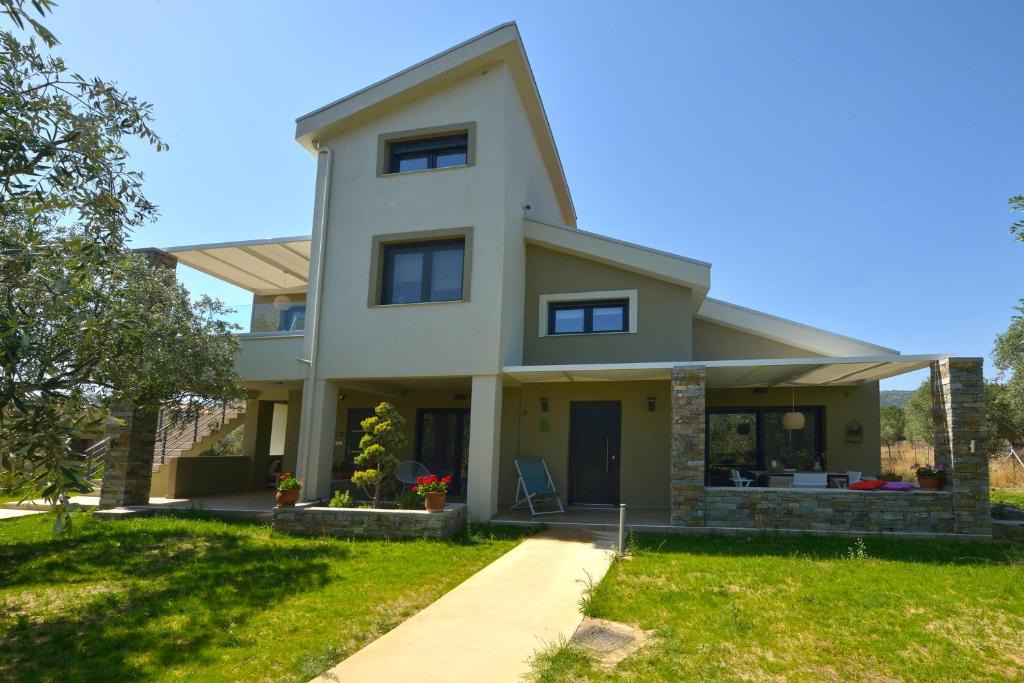 Potos House | Christin Calm Houses