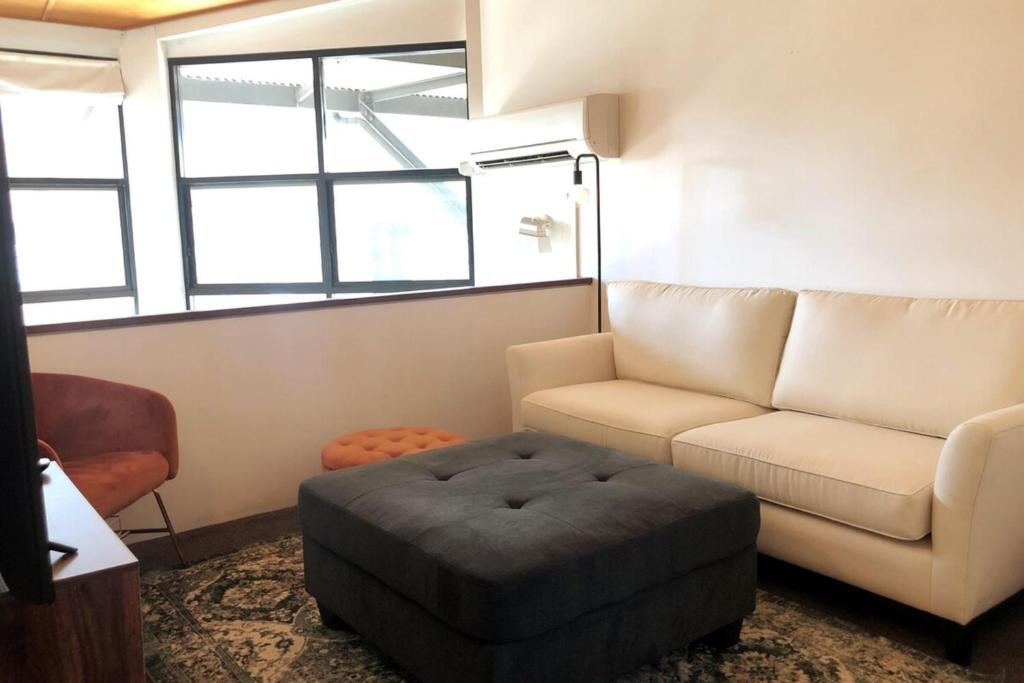 Teneriffe Apartment | Classic Woolstore Apartment in Teneriffe
