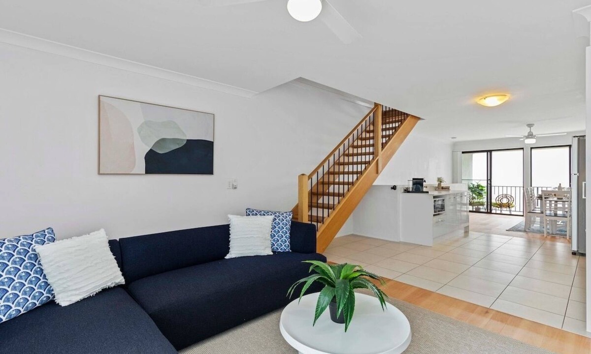 Redcliffe Apartment | Coastal Comfort 3BR Home in Heart of Redcliffe