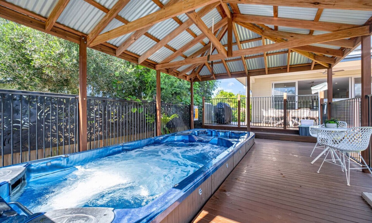 Mudjimba Apartment | Contemporary Home in the Heart of Mudjimba