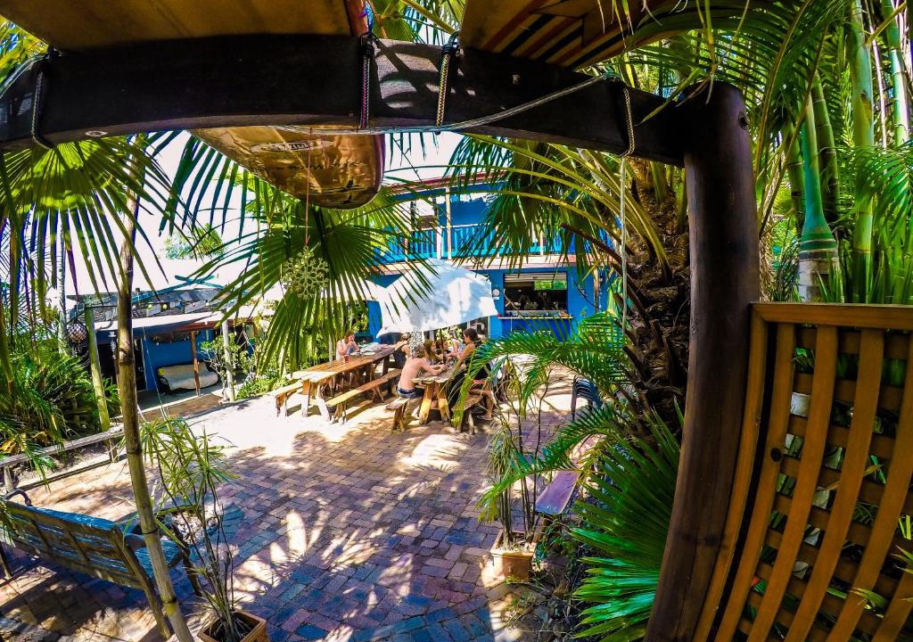 Agnes Water Hostel | Cool Bananas Backpackers
