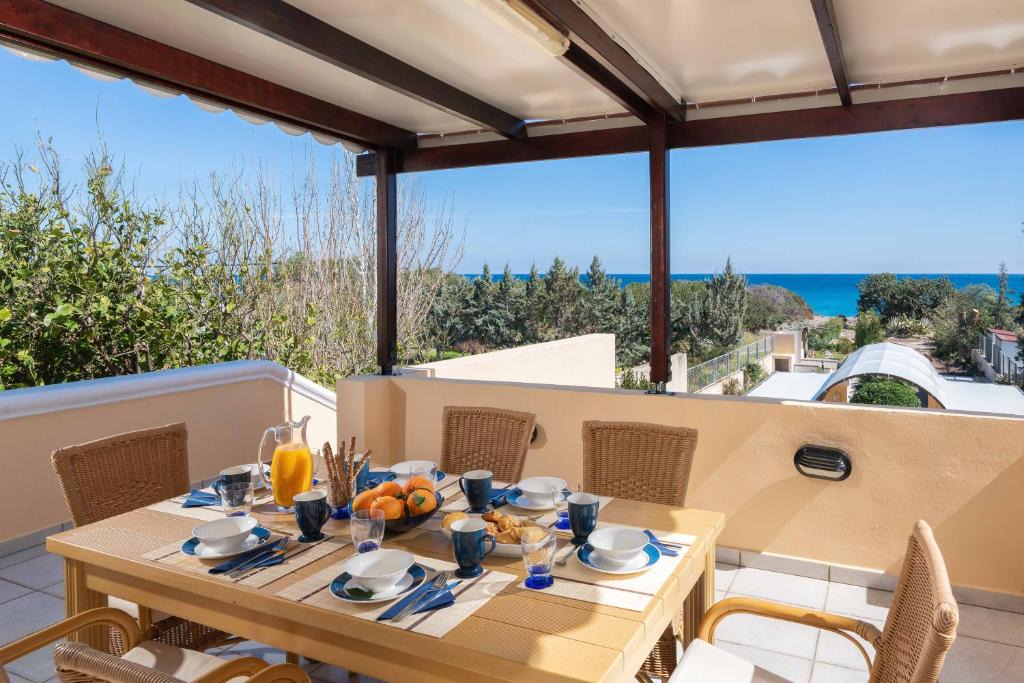 Gennadi Villa | Crystal Bay Villa by filoxenia in blue