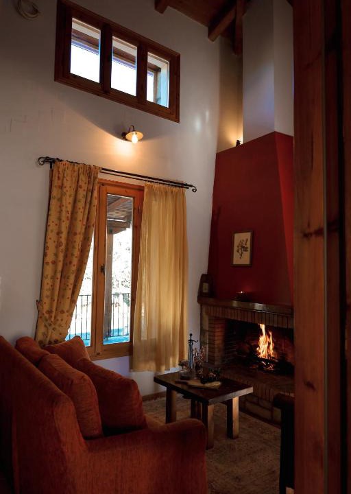 Distomo-Arachova-Antikyra Ski Chalet | Diminio 1 Whole House - Chalet
