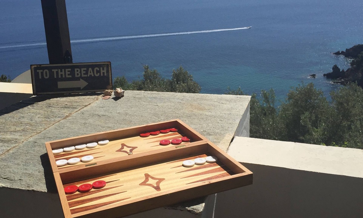 Kanapitsa Villa | Direct beach access and stunning views