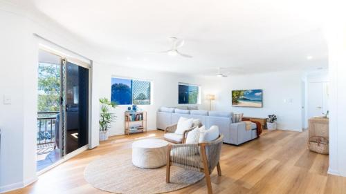 Bongaree House | Dolphin View In Bongaree