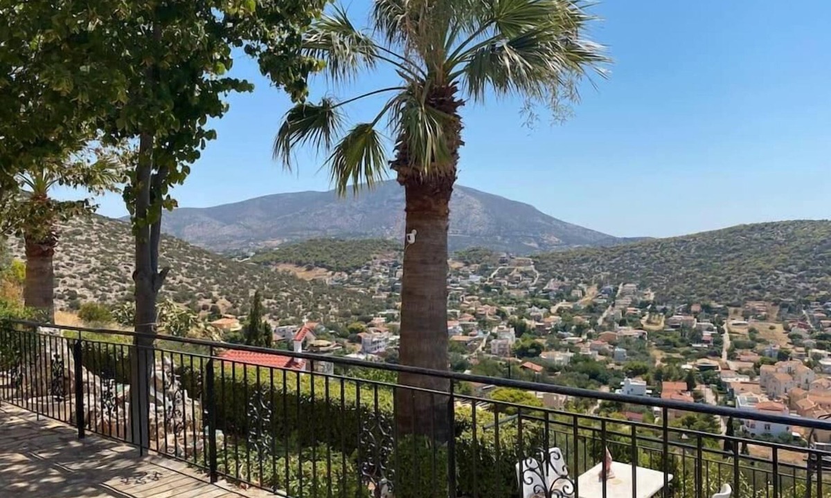 Kalyvia Thorikou House | Eagles Nest Villa Your Grecian Paradise