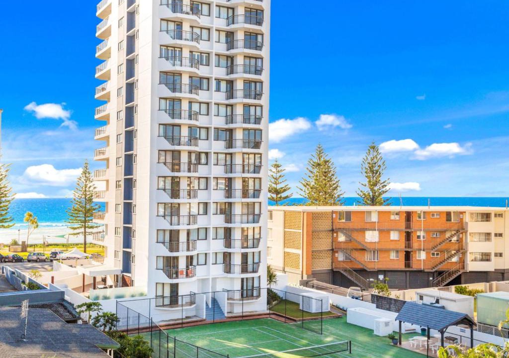 Coolangatta Apartment | Eden Apartments Unit 501 - Luxury 2 bedroom apartment close to the beach
