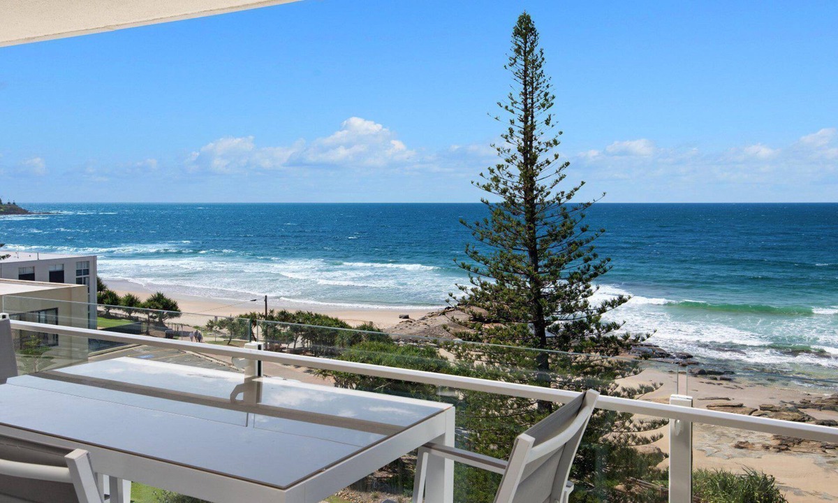 Caloundra Apartment | Edgecliffe Unit 10 Kings Beach QLD