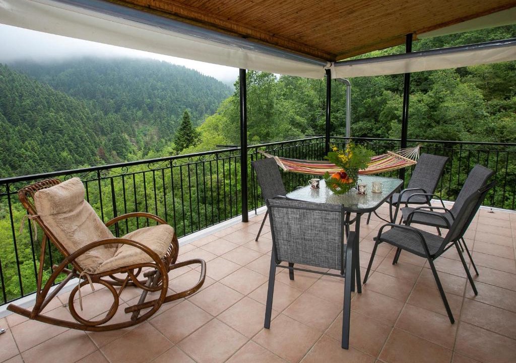 Lake Plastiras House | ELATALIA Plastira Lake