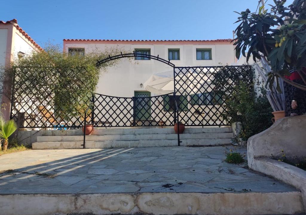 Karavas House | ELVINA Karavas