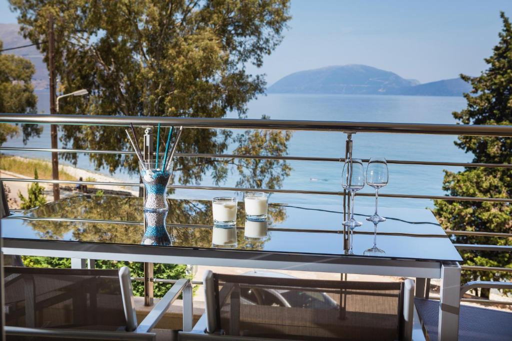 Karavomylos Apartment | Eucalyptus suite sea view
