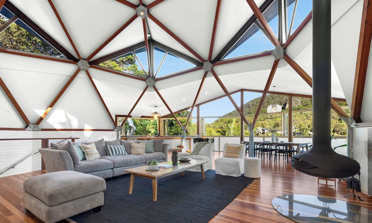 Mount Coolum House | Extraordinary Dome Retreat with Mount Coolum Views