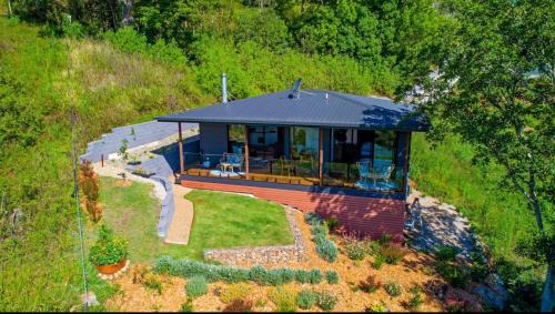 Montville Villa | Fletchers Ridge - Guest House
