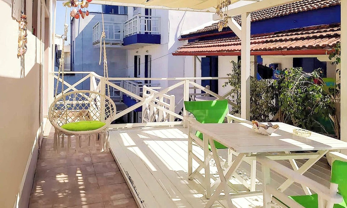 Patitiri Apartment | Flower's Studio - Alonnisos Summer Nest