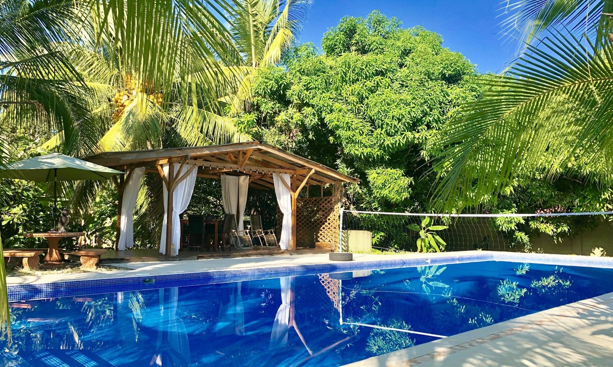 Ballena Apartment | Great studio apt w/pool near the Whale's Tail!