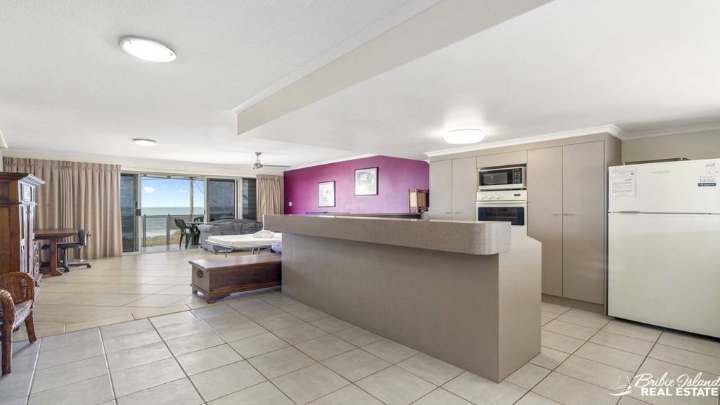 Woorim Apartment | HUGE TWO LEVEL BEACHFRONT APARTMENT