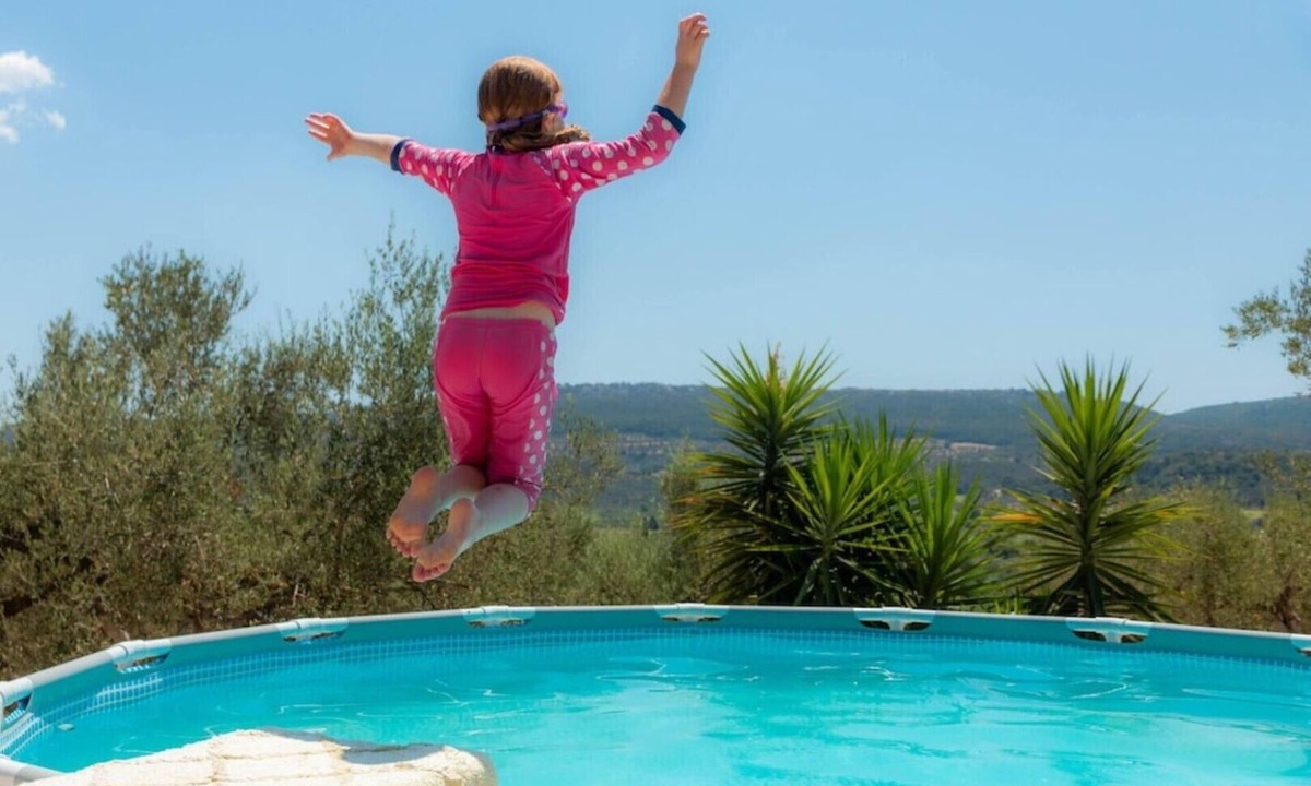 Messinia Villa | Idyllic Gialova apartment overlooking Navarino Bay. 3mins drive to the beach