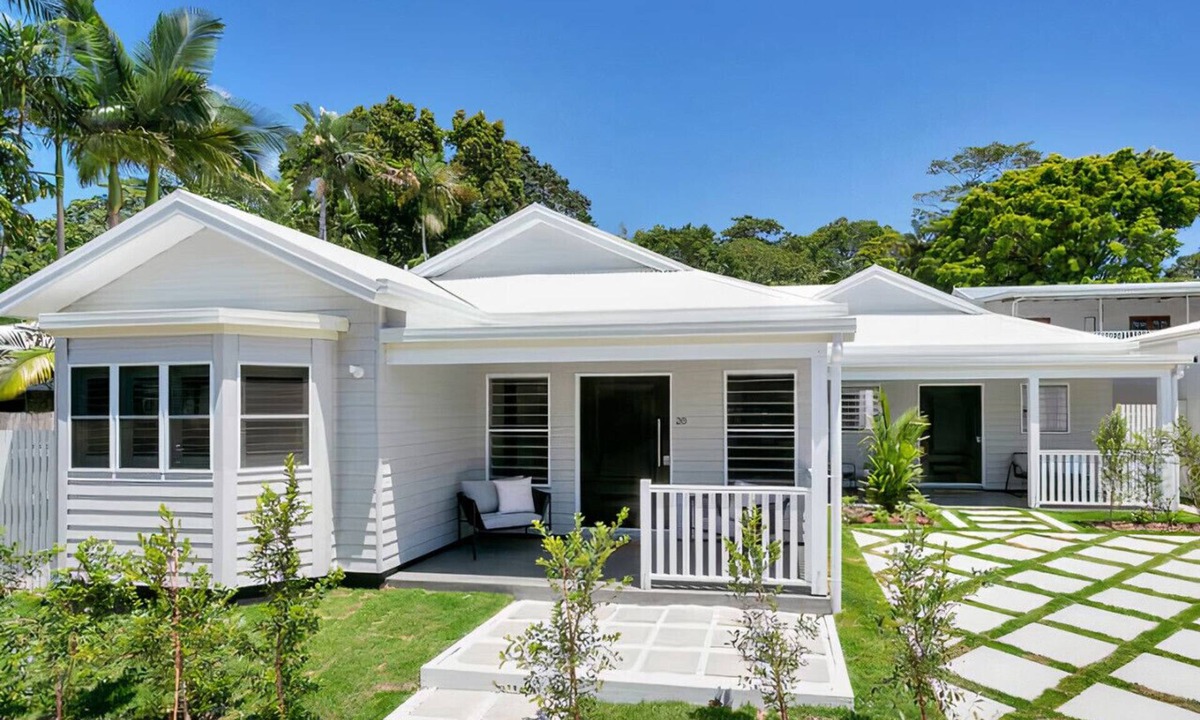 Edge Hill Villa | Industrial Luxe Villa - Boutique Luxury 1 bedroom Villa