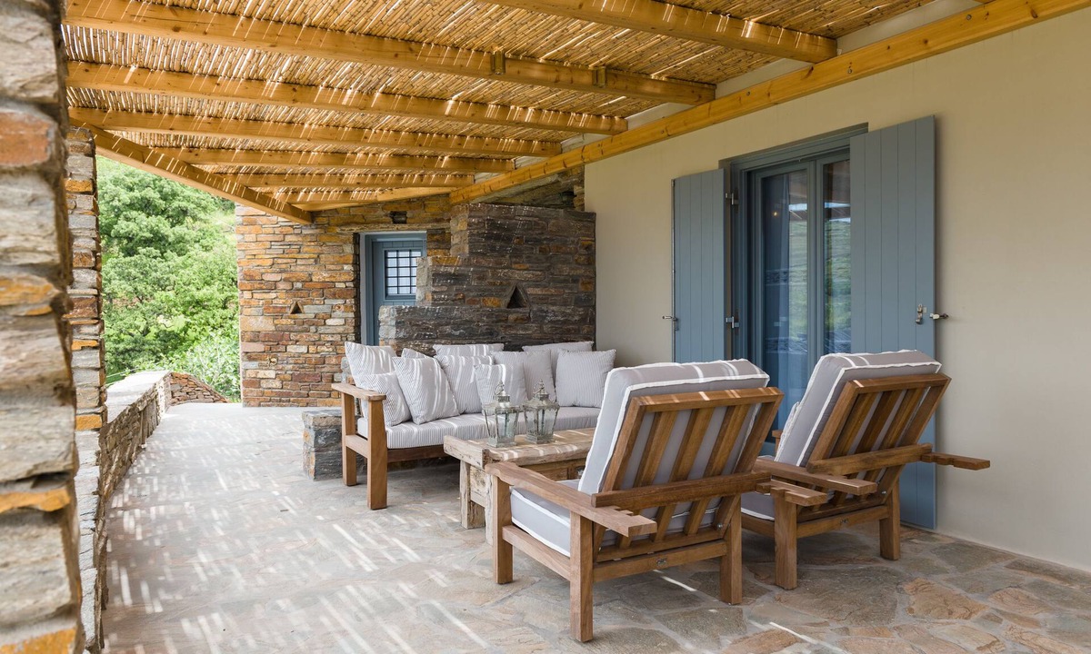 Koundouros House | Iris Villa