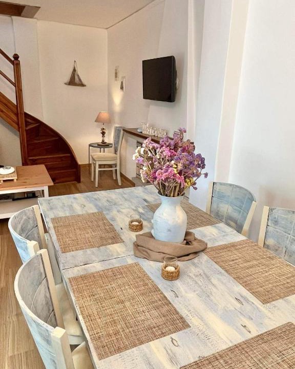 Marmari Apartment | J&B Maisonette House