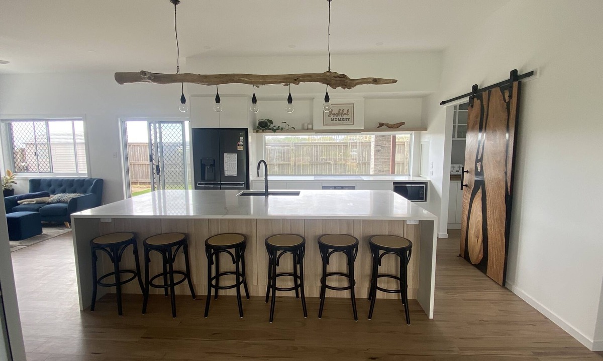 Rules Beach House | Kaarakin Beach House- Option 2 - Relax, swim, surf, fish or 4WD