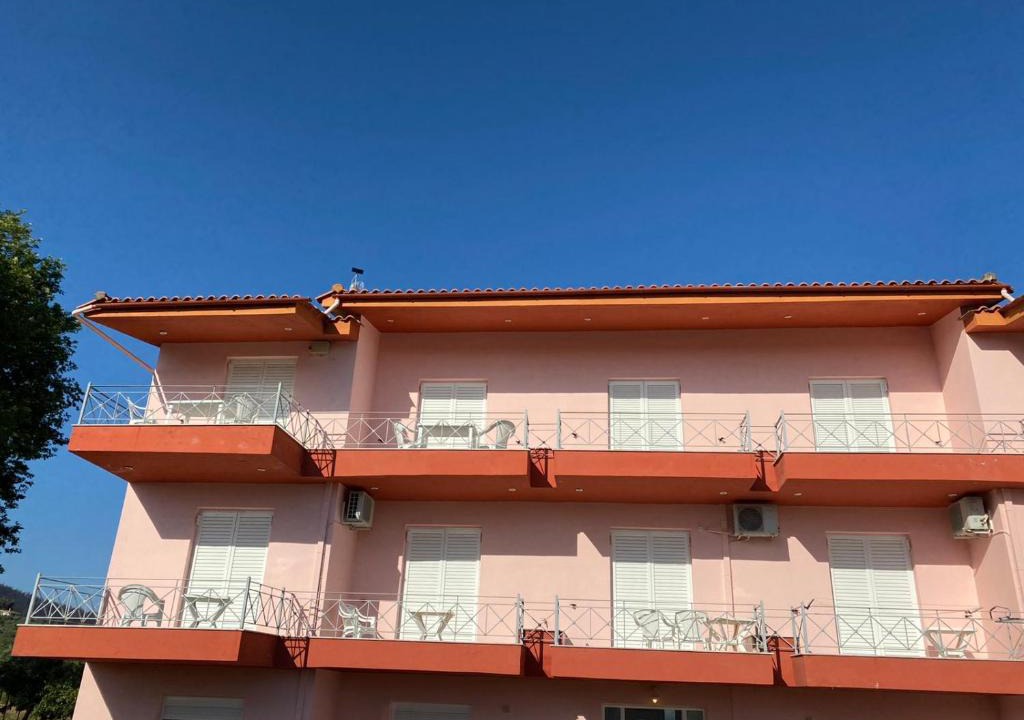 Artemisio Apartment | La Luna Studios