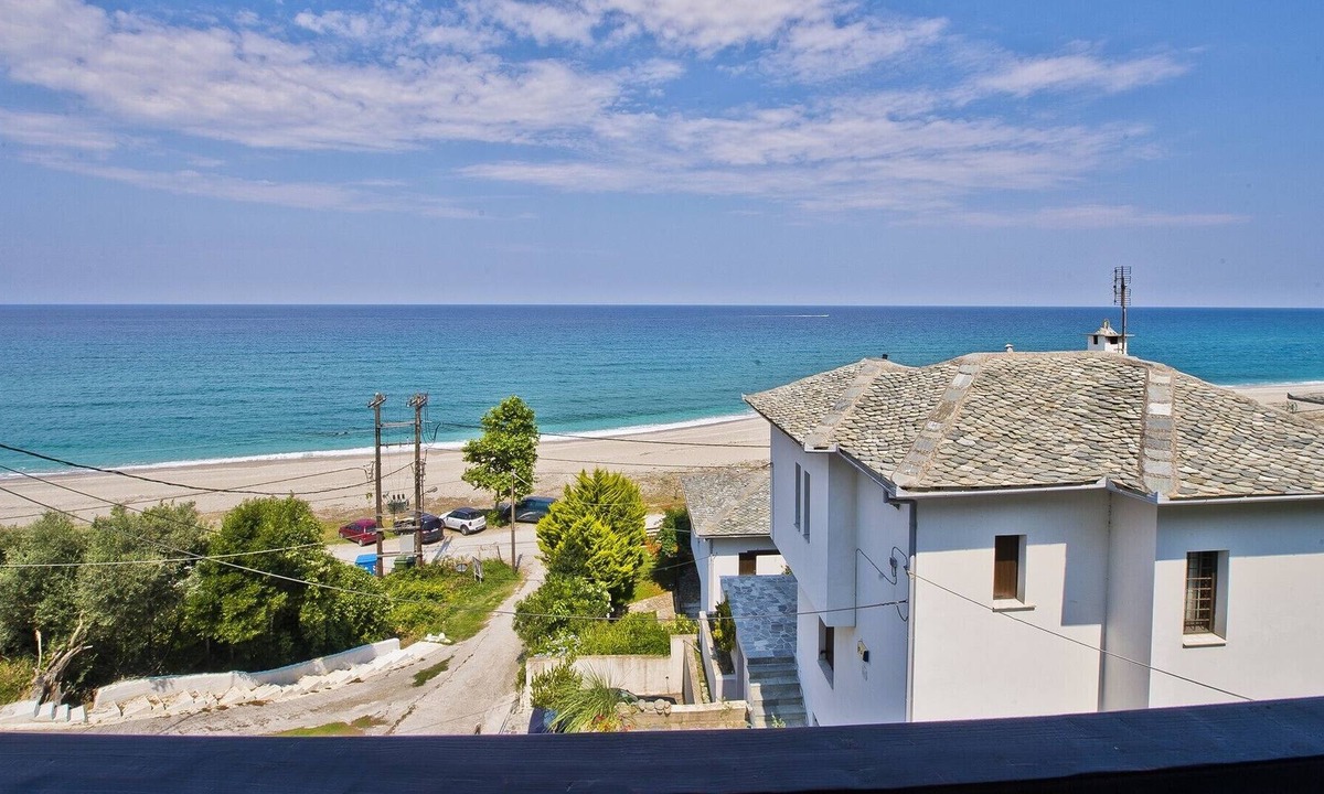 Zagora-Mouresi Apartment | Lux Superior Suites with Direct Sea View Balconies