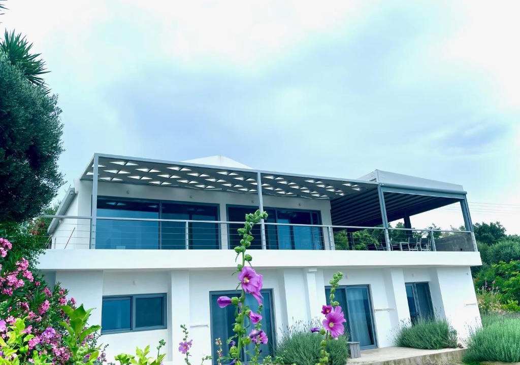 Sparton Villa | Luxury Villa set in Idyllic Cove, sunets, dolphins Nr Lefkada Villa Levanda