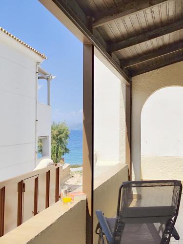 Souvala Apartment | Mairi's SummerHouse - seaside, en-suite, 2-bedroom summerhouse