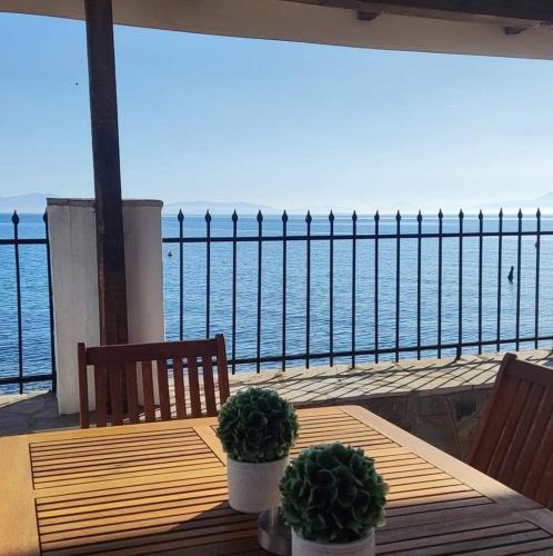 Volos House | Malakion Rustic Studio seaside view