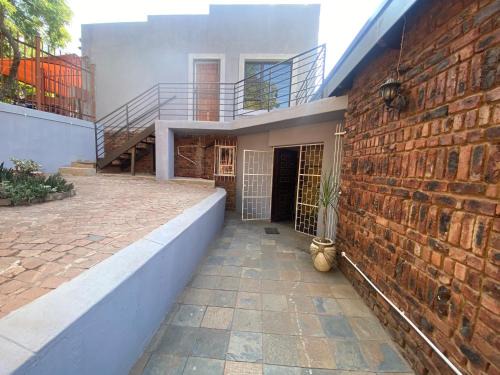Pretoria House | Mbobo Legacy Residence