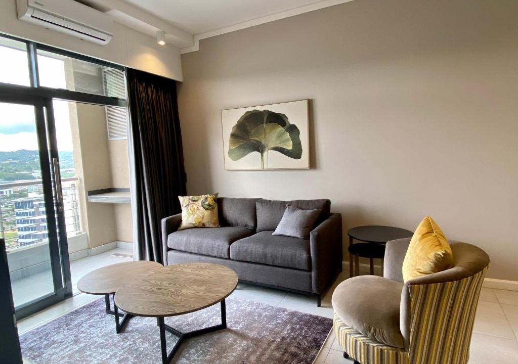 Menlyn Apartment | Menlyn Maine Trilogy 11th Floor