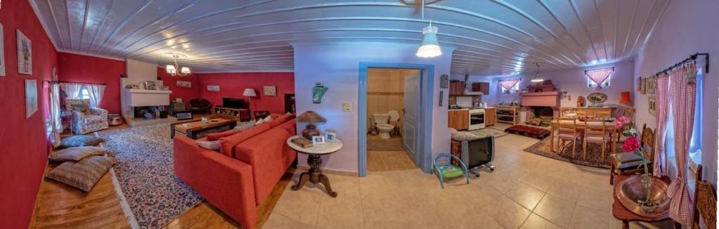 Dikoryfo House | Minodora's Guesthouse