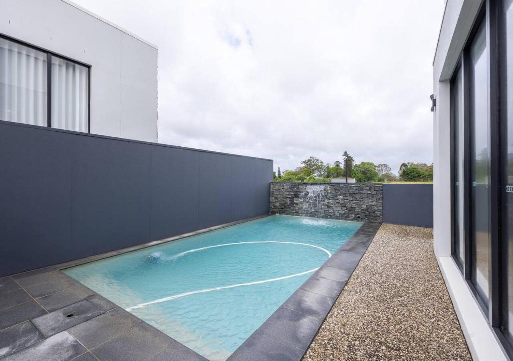 Rochedale House | Modern 5BR with Pool Scenic Views and Private Cinema