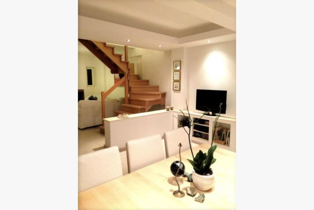 Agia Paraskevi Apartment | MODERN APARTMENT NEXT TO SUBWAY