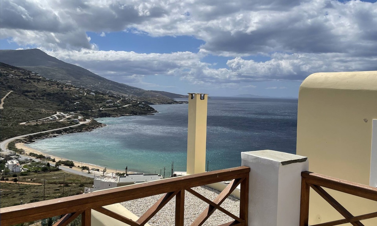 Monolithos Villas | Gavrio