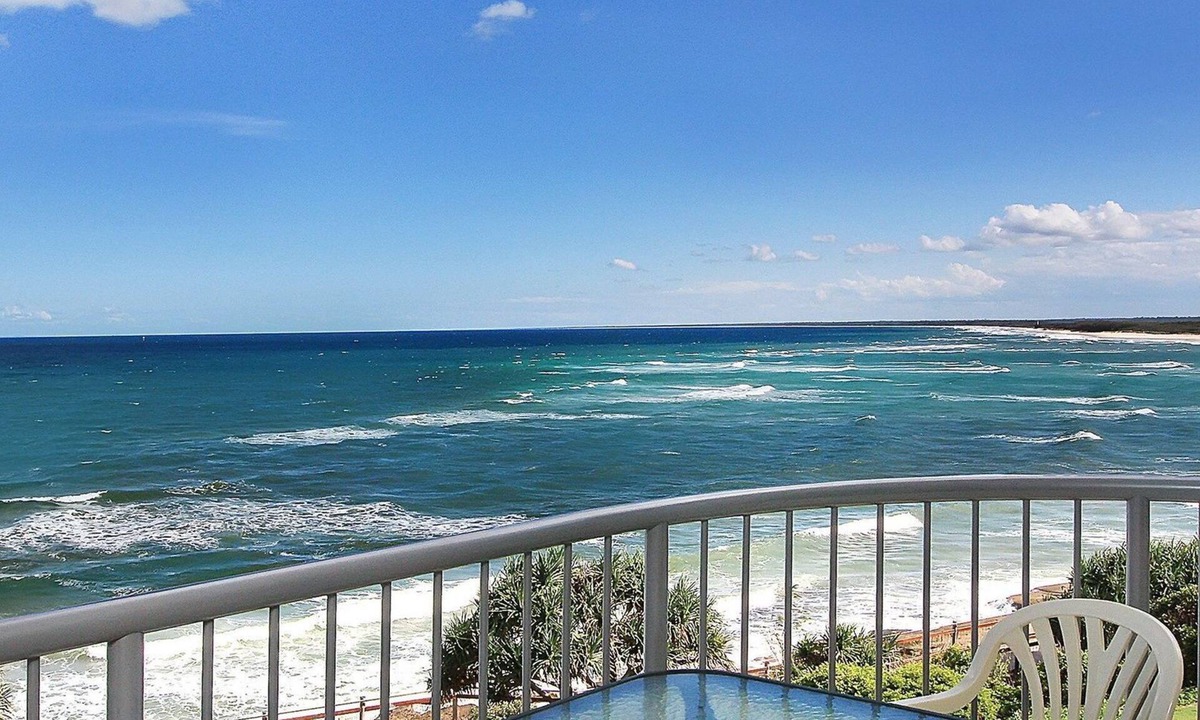 Monterey Lodge Warne Terrace Beach | Caloundra