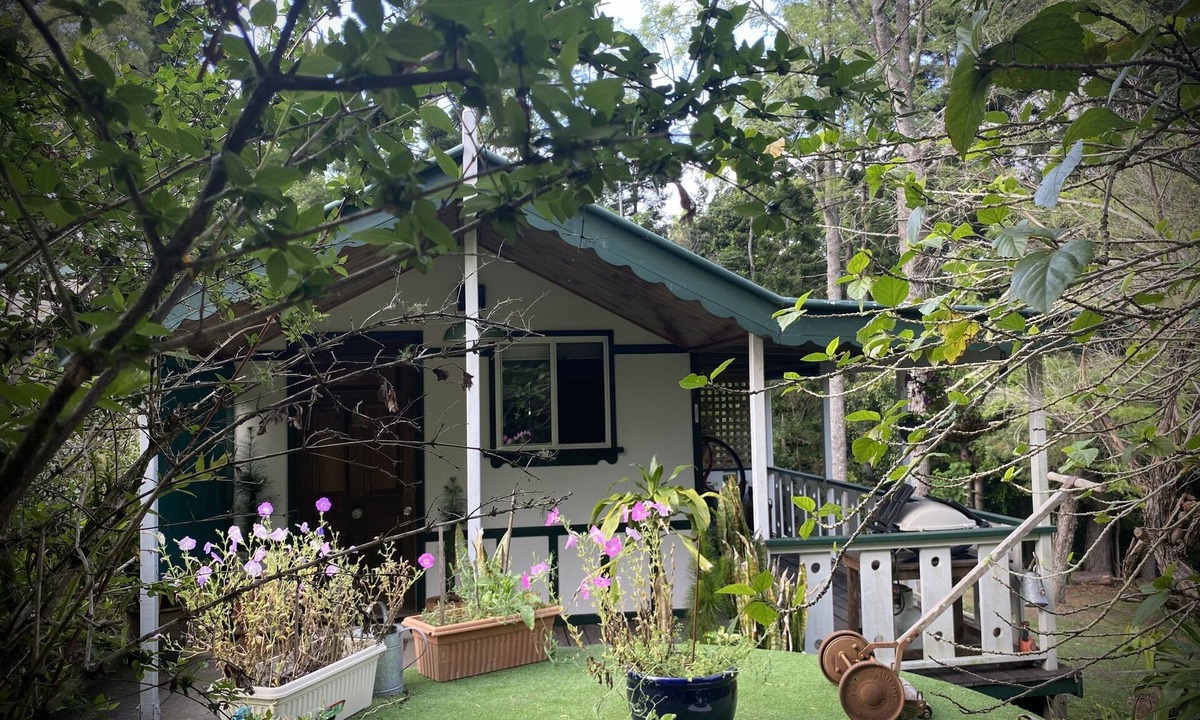 Mount Nebo Ski Chalet | Mt Nebo Railway Carriage and Chalet