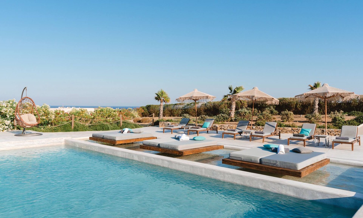 Kalafatis Hotel | Myconian Crown Suites