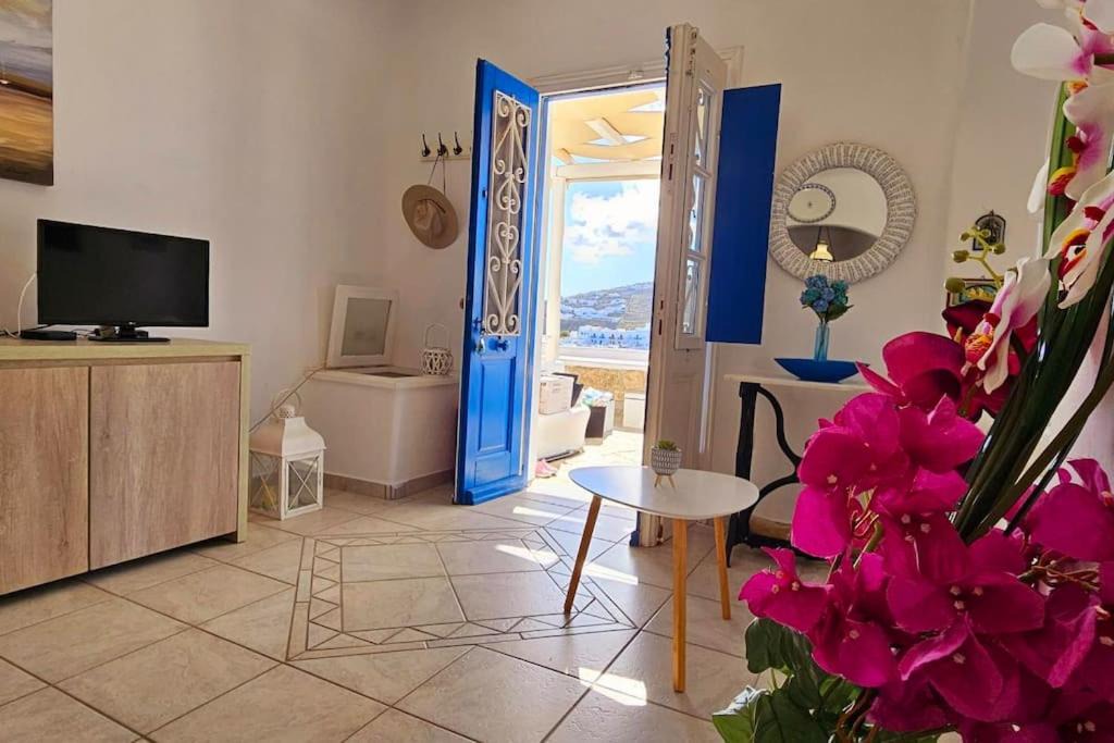 Platis Gialos Apartment | Mykonos Heritage Apartment #3