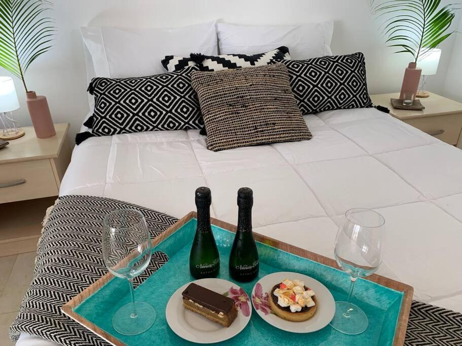 Ciudad Colon Apartment | New Contemporary suite