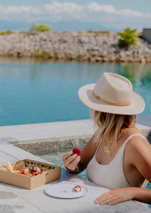 Nelly Bay House | NEW! Dacha on Maggie No#2, Unrivaled Island Luxury
