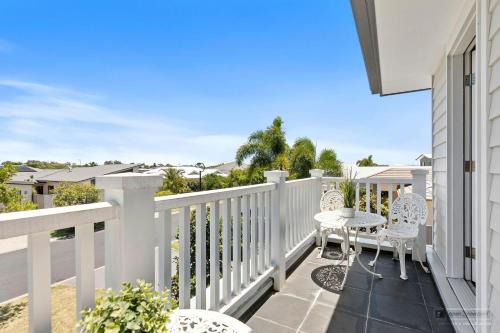 Banksia Beach House | NEW HAVEN - Garden View Balcony