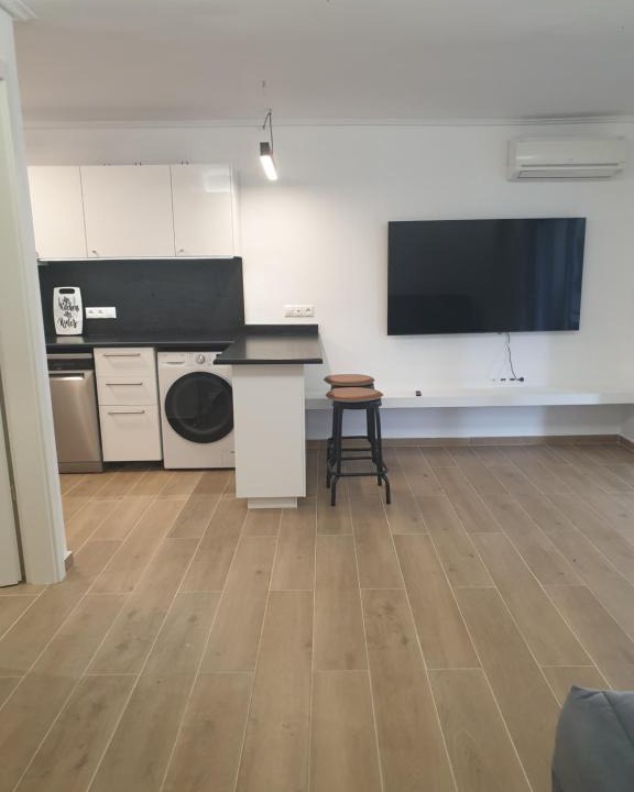 Varkiza Apartment | Newly Renovated Varkiza Beachside One Bedroom with Large Terrace
