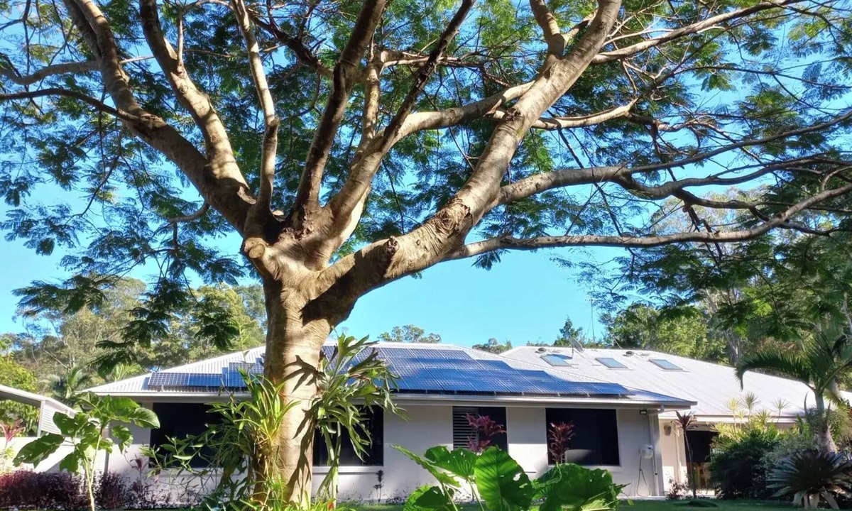 Tinbeerwah House | Noosa Buoys