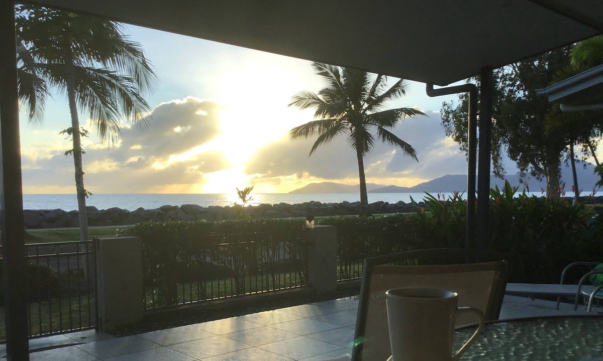 Machans Beach House | Oceanfront Beach House with stunning views - wake up to amazing sunrises