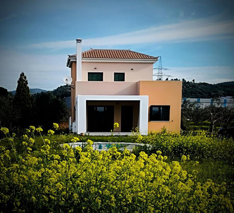 Eretria House | Orfeas Villa